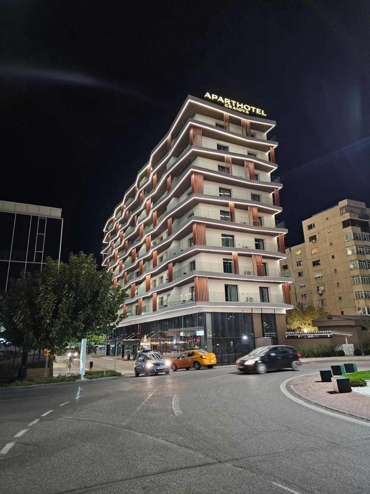 Aparthotel Craiova Eksteriør billede