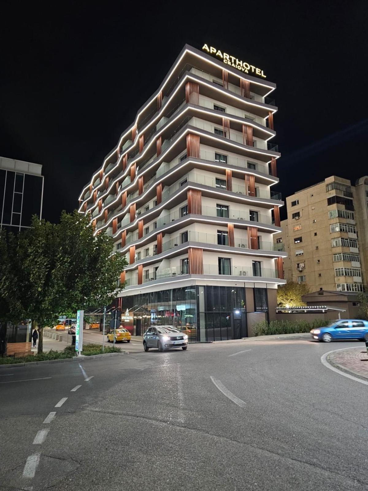 Aparthotel Craiova Eksteriør billede