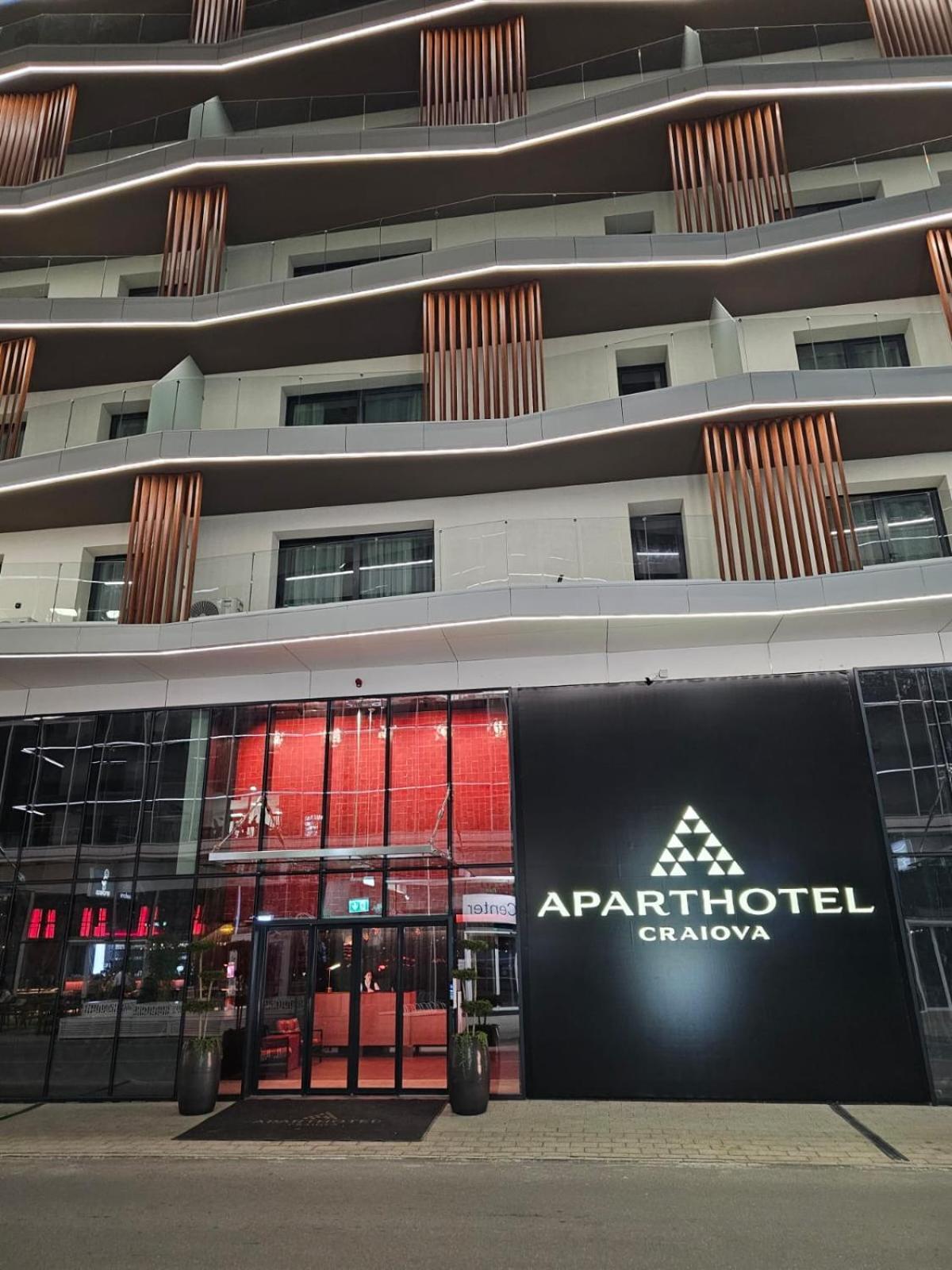 Aparthotel Craiova Eksteriør billede