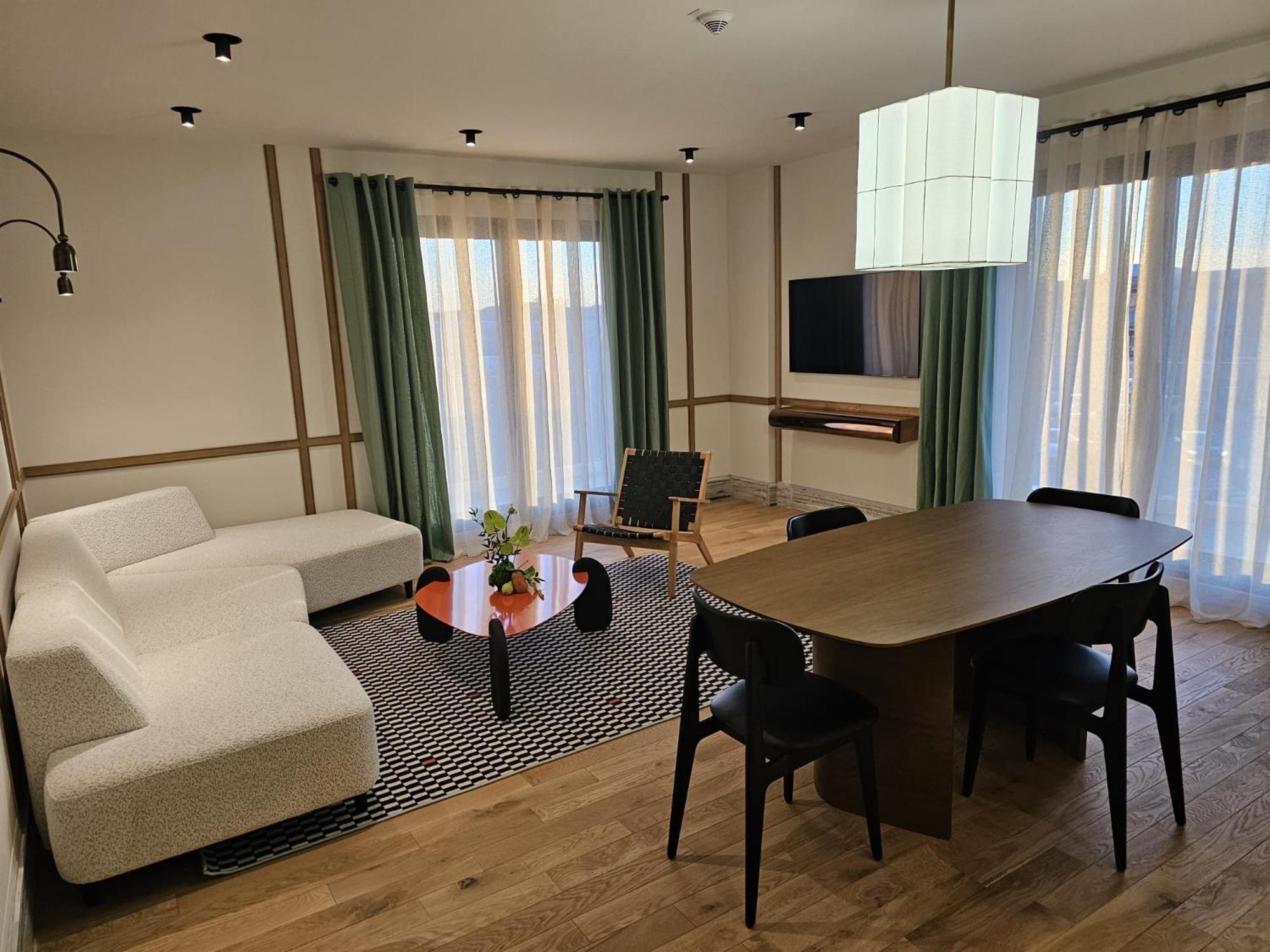 Aparthotel Craiova Eksteriør billede